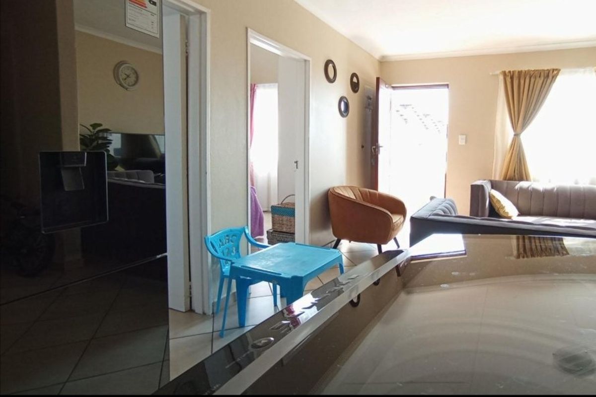 2bedroom apartment for sale in summerset place, Midrand  - Photo 3