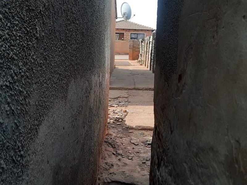 HIGH-INCOME INVESTMENT OPPORTUNITY  - Photo 2