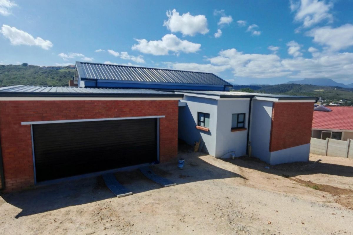 Spectacular house in the extremely popular Garden Route - Photo 2