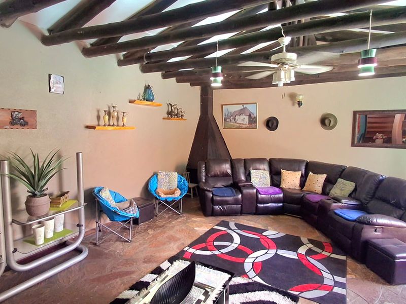Spacious 4-Bedroom, 2-Bathroom Home with Entertainment Area and 1-Bedroom Flatlet – Sought-After Vaalpark - Photo 3