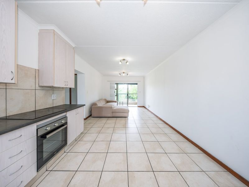 Sun Filled Two Bedroom Apartment with Greenbelt View in The Reeds at Waterstone Park! - Photo 3