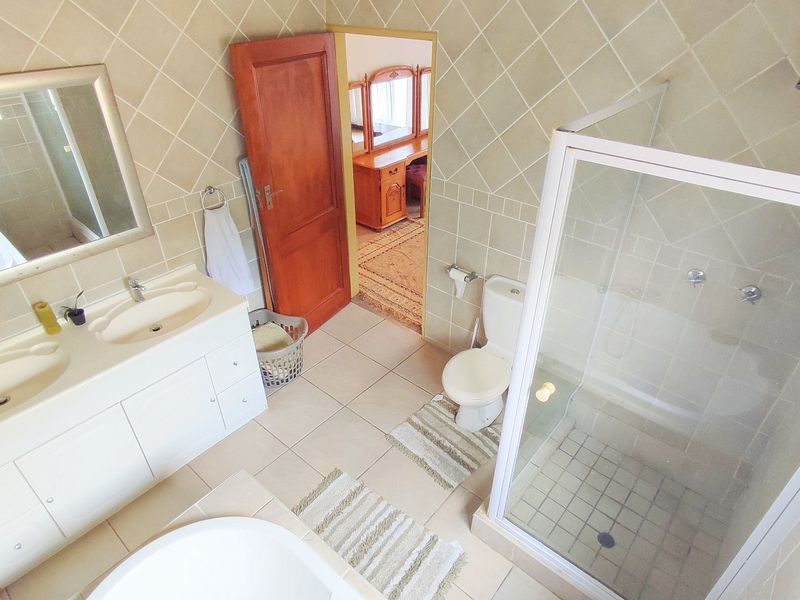 Beautiful 4-Bedroom Home in a Secure, Well-Maintained Estate - Photo 6