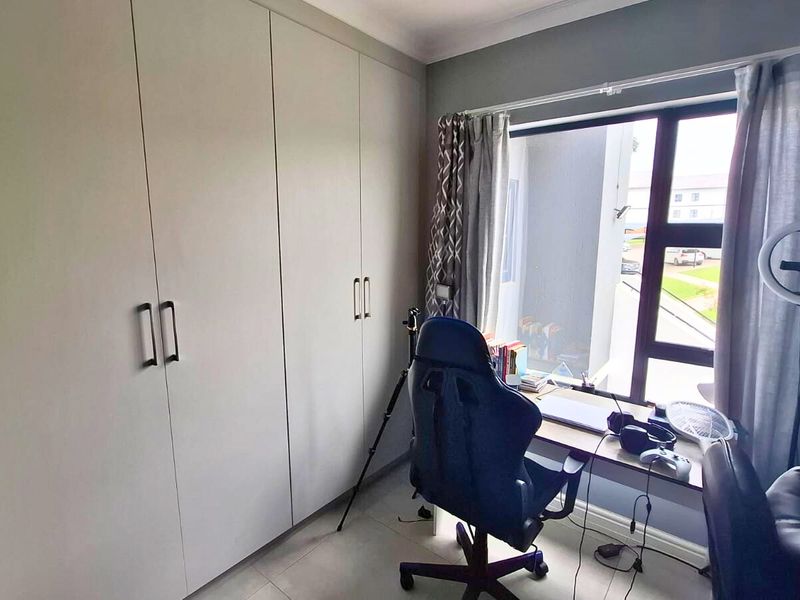 3-Bedroom Loft Apartment for Sale in Waterfall Manor – Be the First to Move In! - Photo 9