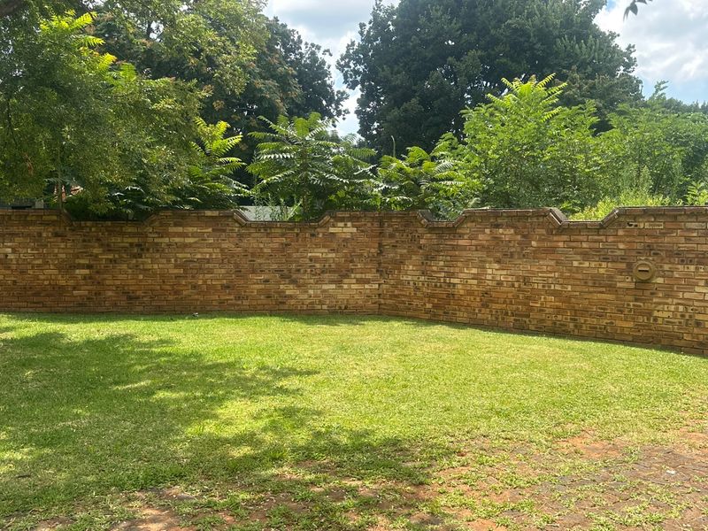 INVESTORS DREAM VACANT LAND - Photo 4