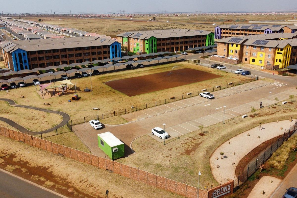 1 bedroom apartment for sale in Sky City. , Alberton.  - Photo 4