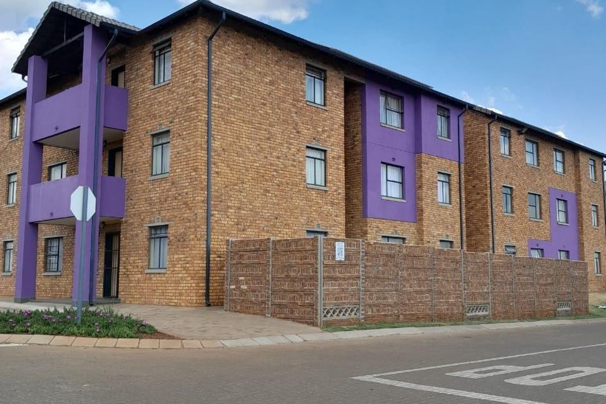 1 bedroom apartment for sale in Sky City. , Alberton.  - Photo 3