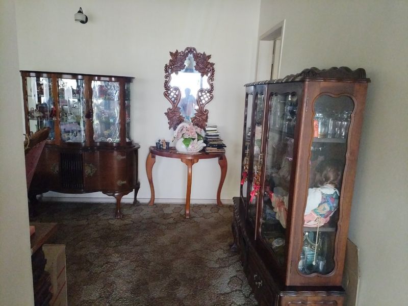 4 Bedroom House for Sale in Strubenvale  - Photo 3