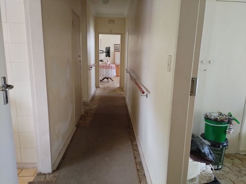 4 Bedroom House for Sale in Strubenvale  - Photo 10