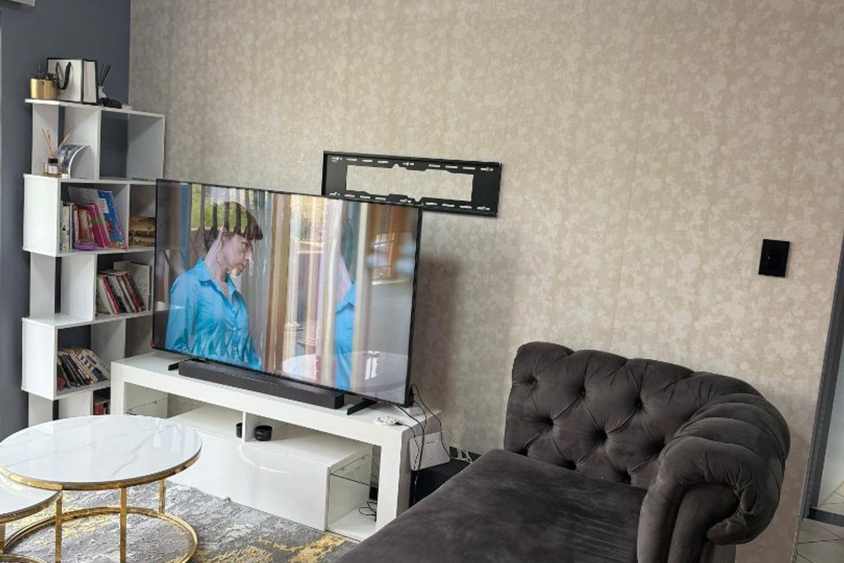 MODERN & LUXURIOUS 3-BEDROOM APARTMENT FOR SALE - Photo 4
