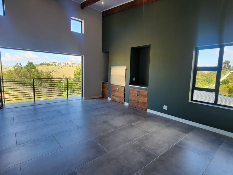 Modern Lock-Up-and-Go Living in Eden Residential Estate - Photo 4