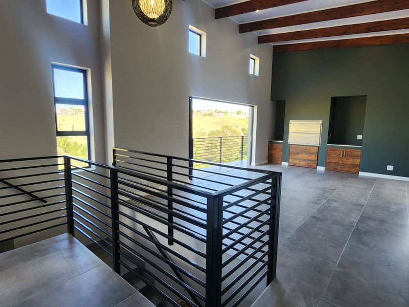 Modern Lock-Up-and-Go Living in Eden Residential Estate - Photo 3