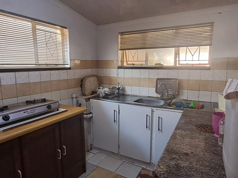 4 Bedroom House for sale in Ellaton - Photo 5