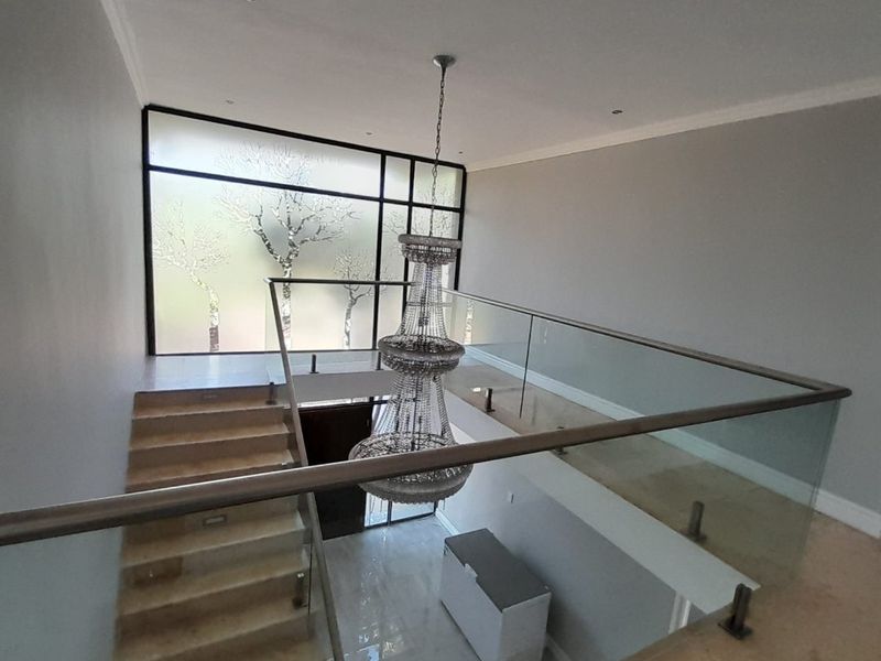 6 BEDROOM 5.5 BATHROOMS - Photo 6