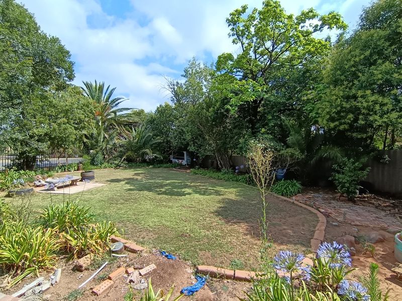 Welcome to this beautiful family home situated in the heart of Hospitaalpark. - Photo 6