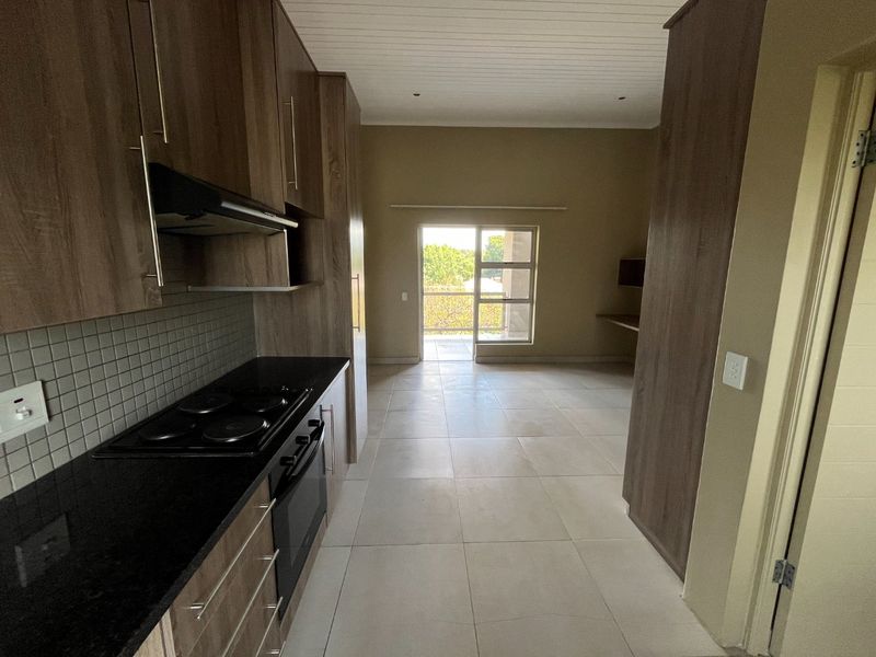 Bachelor Apartment For Sale in Hatfield - Photo 10