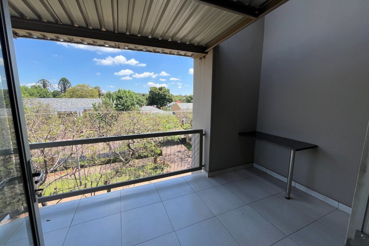Bachelor Apartment For Sale in Hatfield - Photo 5