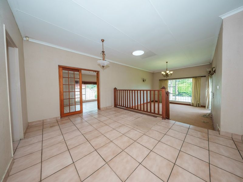 Lovely 3 Bedroom Home in Boomed Suburb - Photo 6