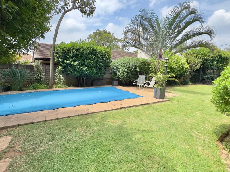 4 Bedroom 2 Bathroom House Dorandia + Big Flatlet - Photo 4