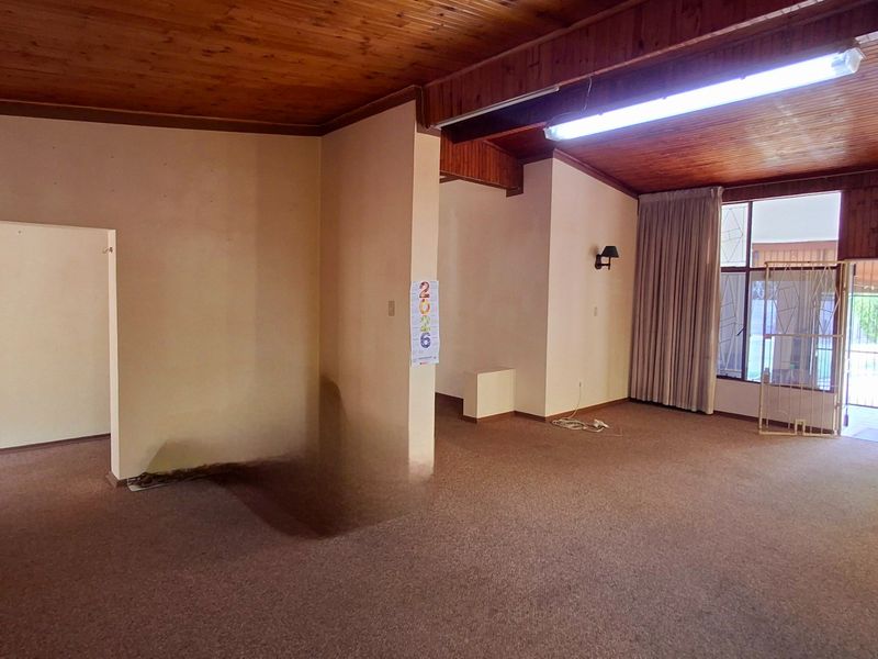 Spacious 3-Bedroom Home Within Walking Distance to Major Amenities in Sasolburg - Photo 8