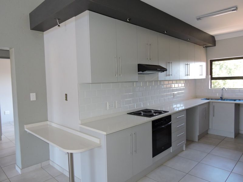 IMMACULATE UPMARKET APARTMENT FOR SALE IN LIFESTYLE COMPLEX - Photo 1
