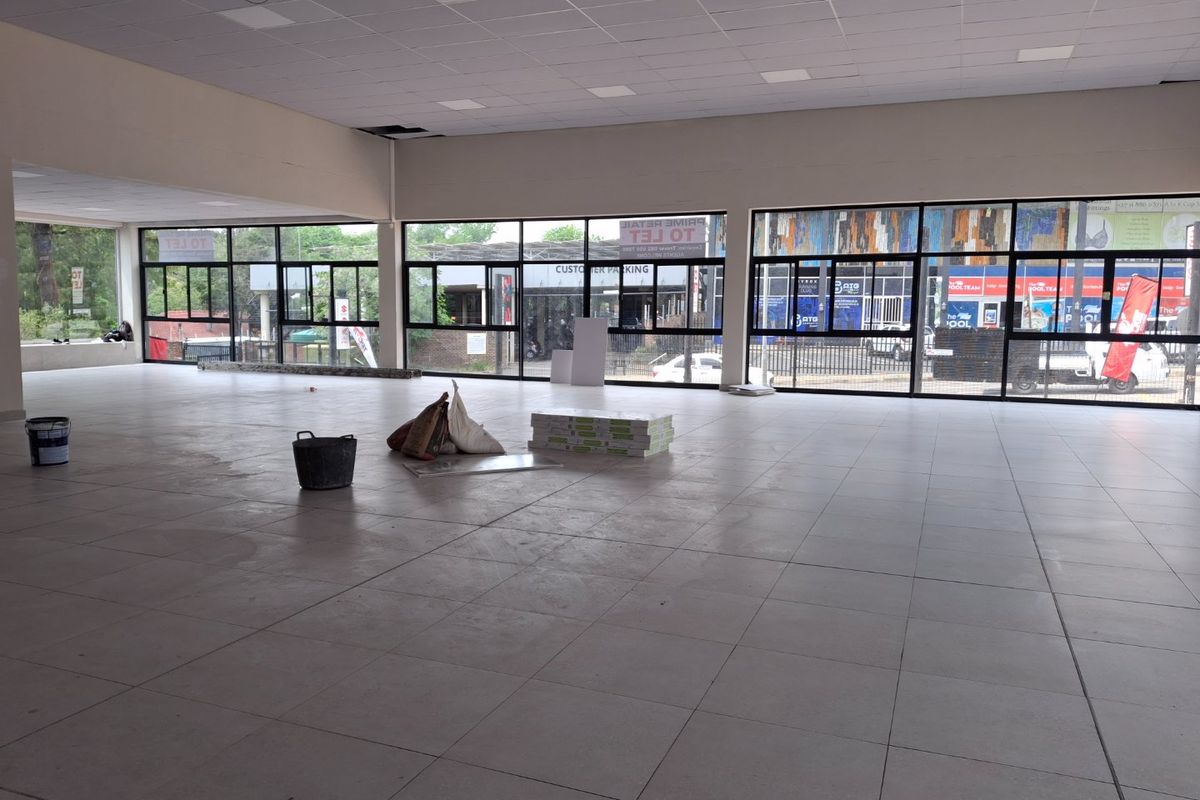 Refurbished Retail Space in the Heart of Craighall Park - Photo 2