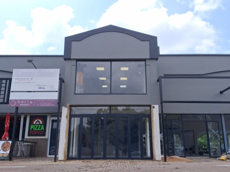 Refurbished Retail Space in the Heart of Craighall Park - Photo 3
