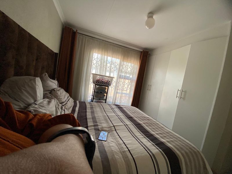 CHARMING 2-BEDROOM HOME FOR SALE IN WILFORDON, ROODEPOORT - Photo 7