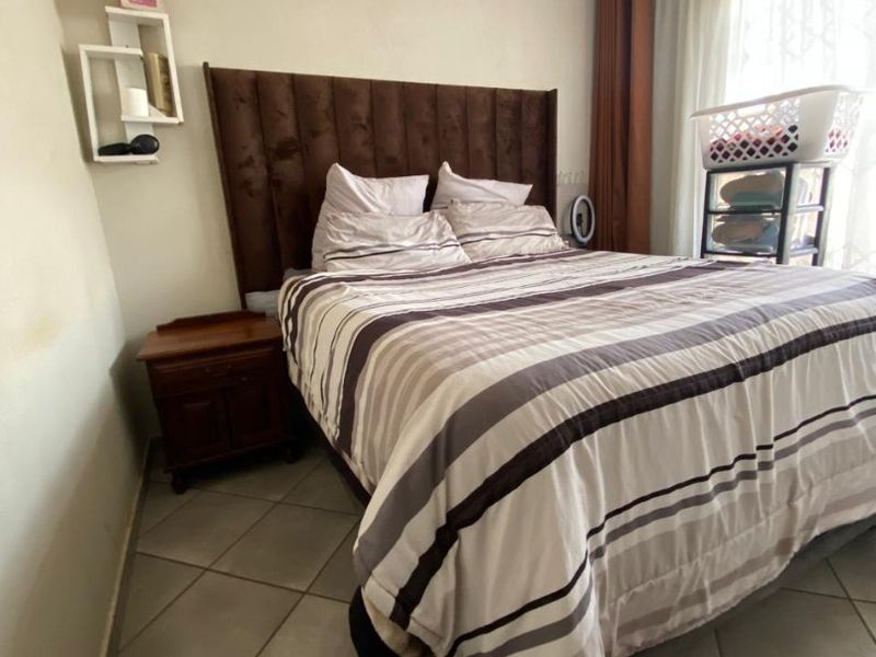 CHARMING 2-BEDROOM HOME FOR SALE IN WILFORDON, ROODEPOORT - Photo 5