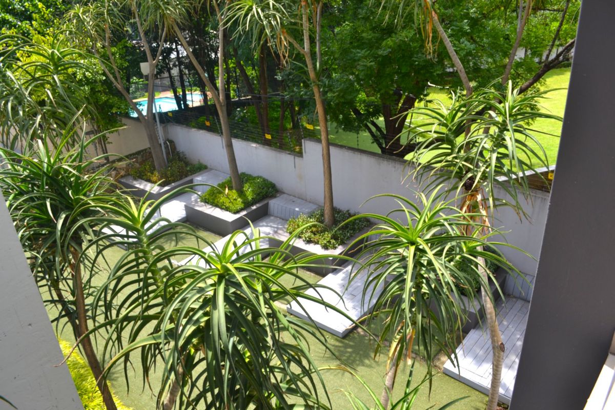 Fully Furnished Two bed en-suite for the executive  - Photo 3