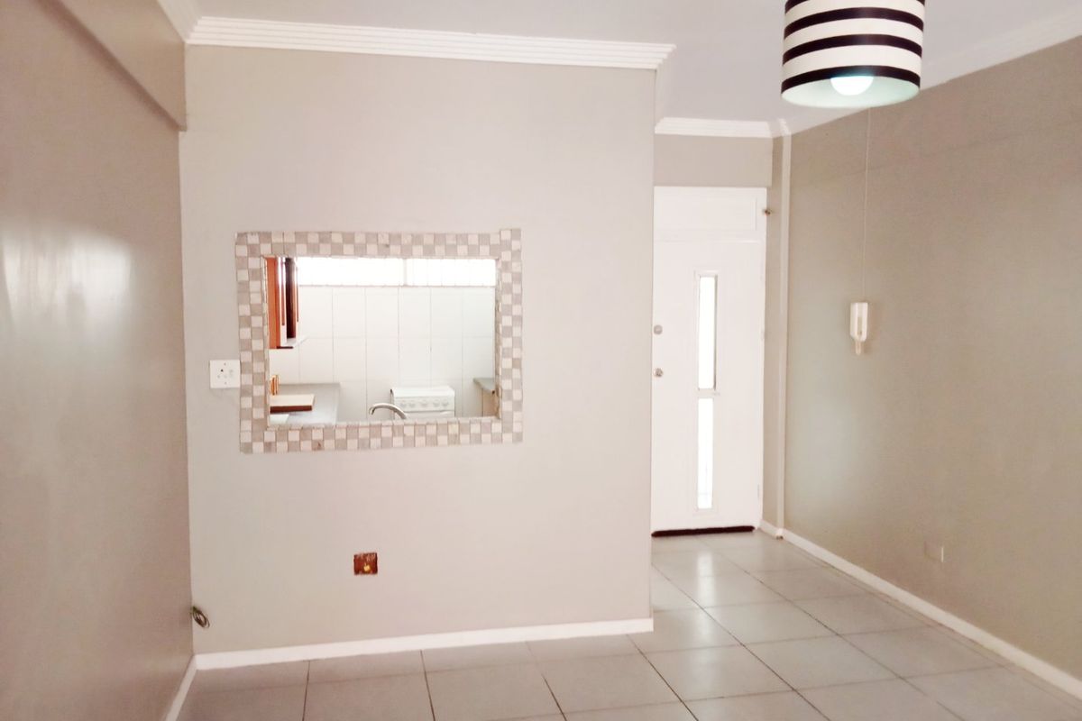 2 Bedroom 1 Bathroom Ground floor  Apartment With a Private Garden  - Photo 4