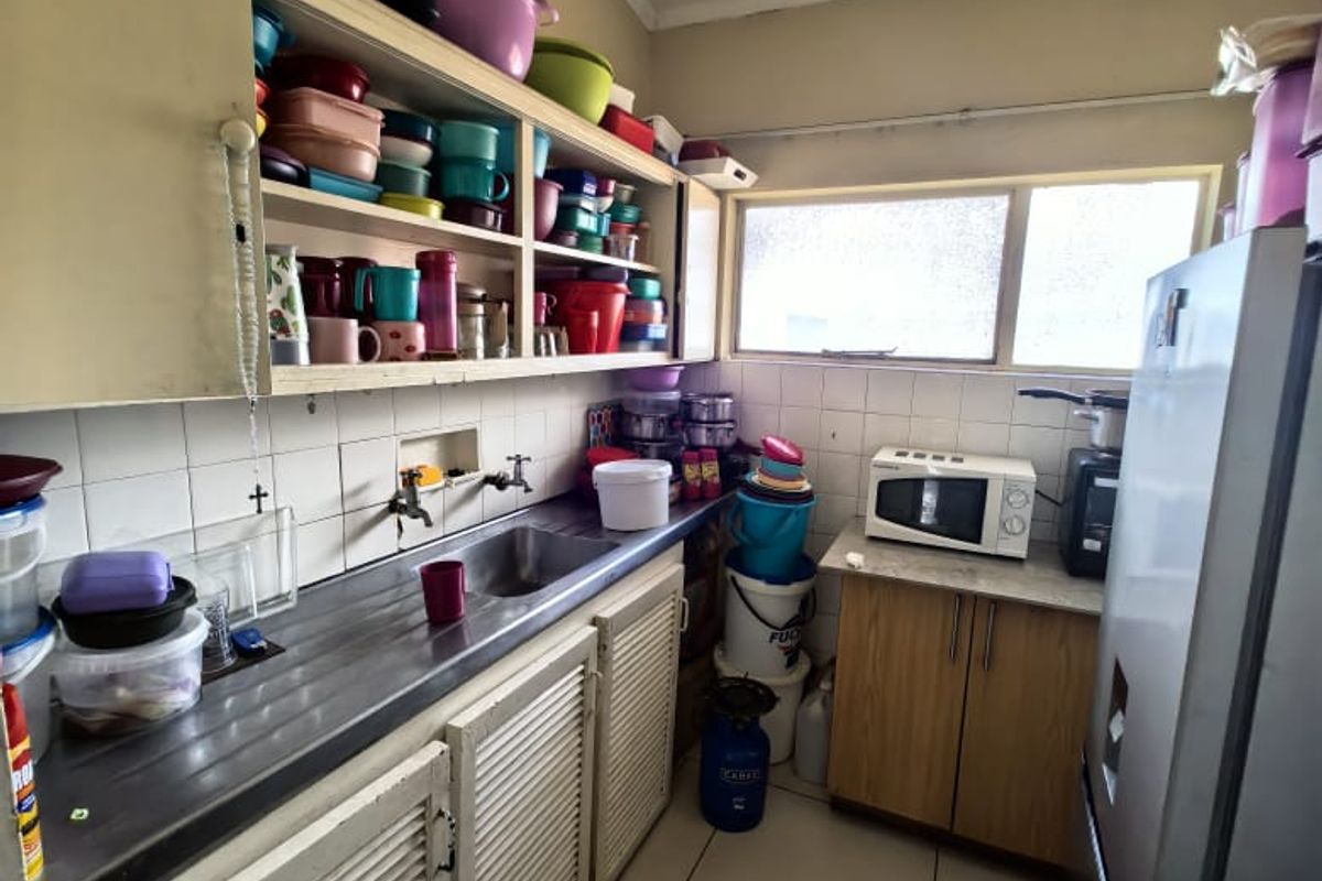 2 Bedrooms, 1 Bathroom Apartment For Sale In Umbilo, Durban - Photo 4