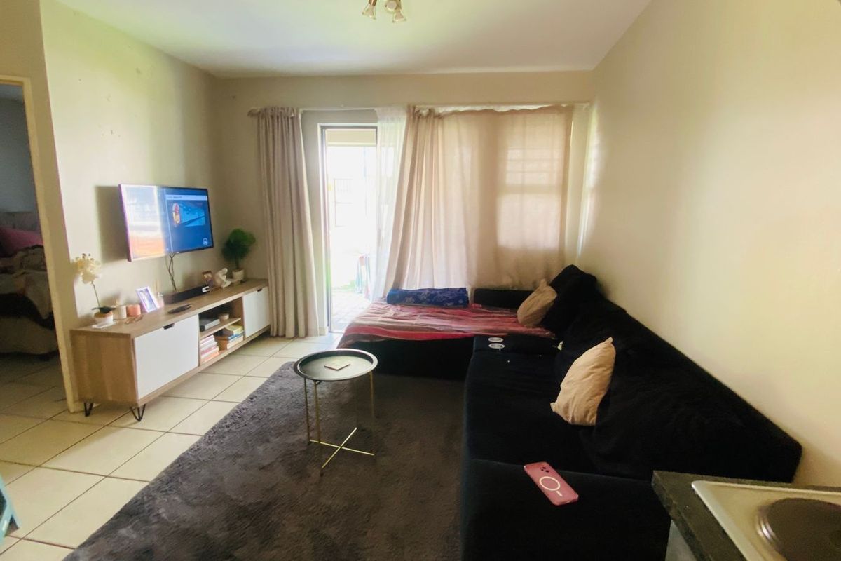 Priced to Go – Ground Floor Gem | Lakefield, Benoni | R530,000 - Photo 4