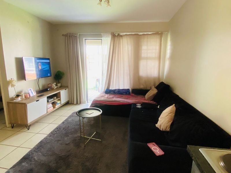 Priced to Go – Ground Floor Gem | Lakefield, Benoni | R530,000 - Photo 4