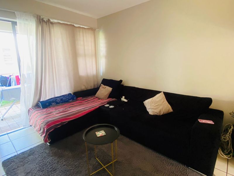 Priced to Go – Ground Floor Gem | Lakefield, Benoni | R530,000 - Photo 5