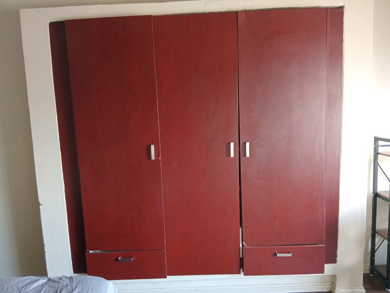 Well-Maintained  1 bedroom and 1 bathroom commune with Fully Furnished Shared Kitchen. - Photo 6