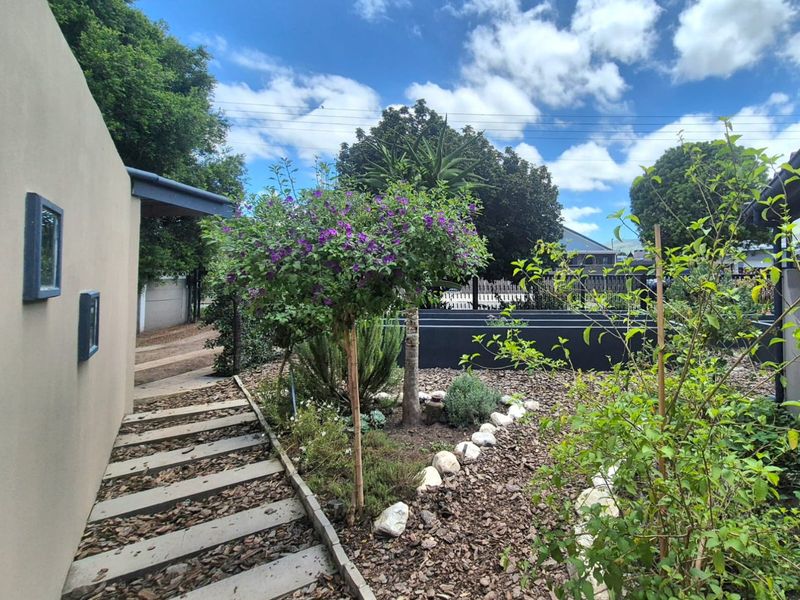 Flexible family living with flatlet  - Photo 4