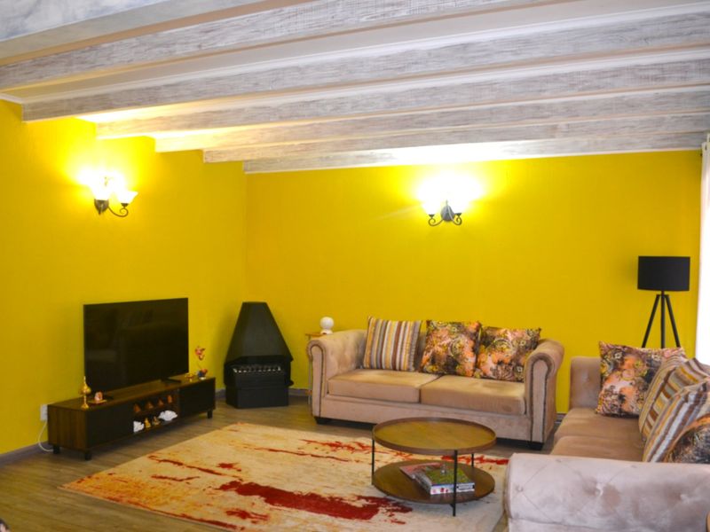 Cute 3 bed 2.5 bath Duplex for Sale at Kirmara Lodge in Bryanston  - Photo 5