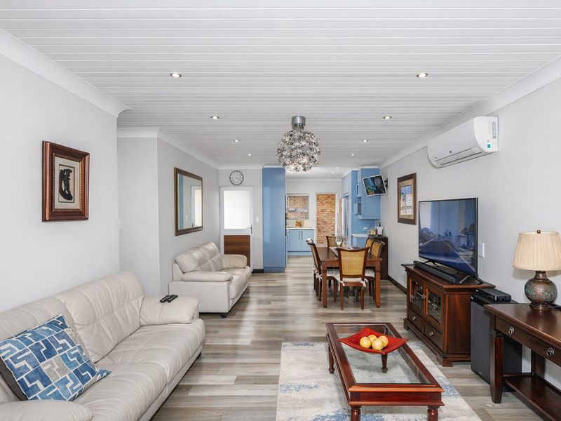 Refined Modern Living with Seamless Indoor-Outdoor Flow - Photo 7