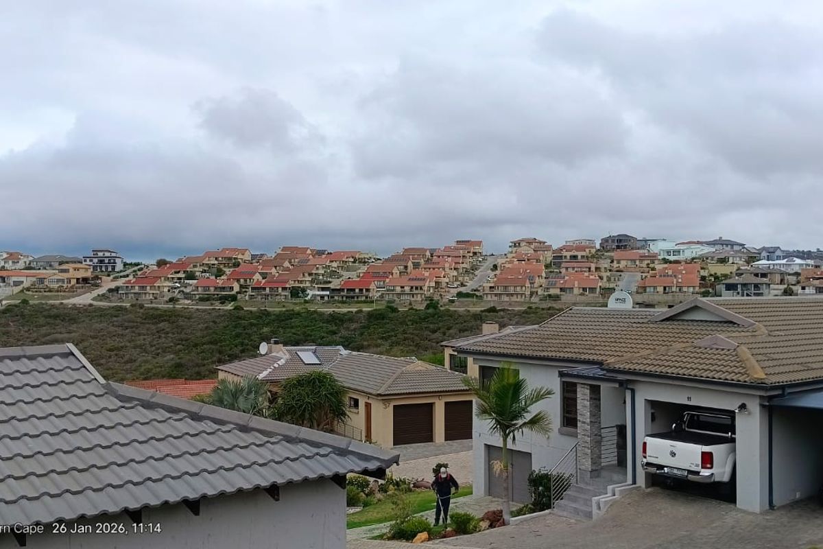 Close to Hartenbos Beach you will find this Secure Coastal Living, Ocean Views, Seemeeu Park Home!! - Photo 5