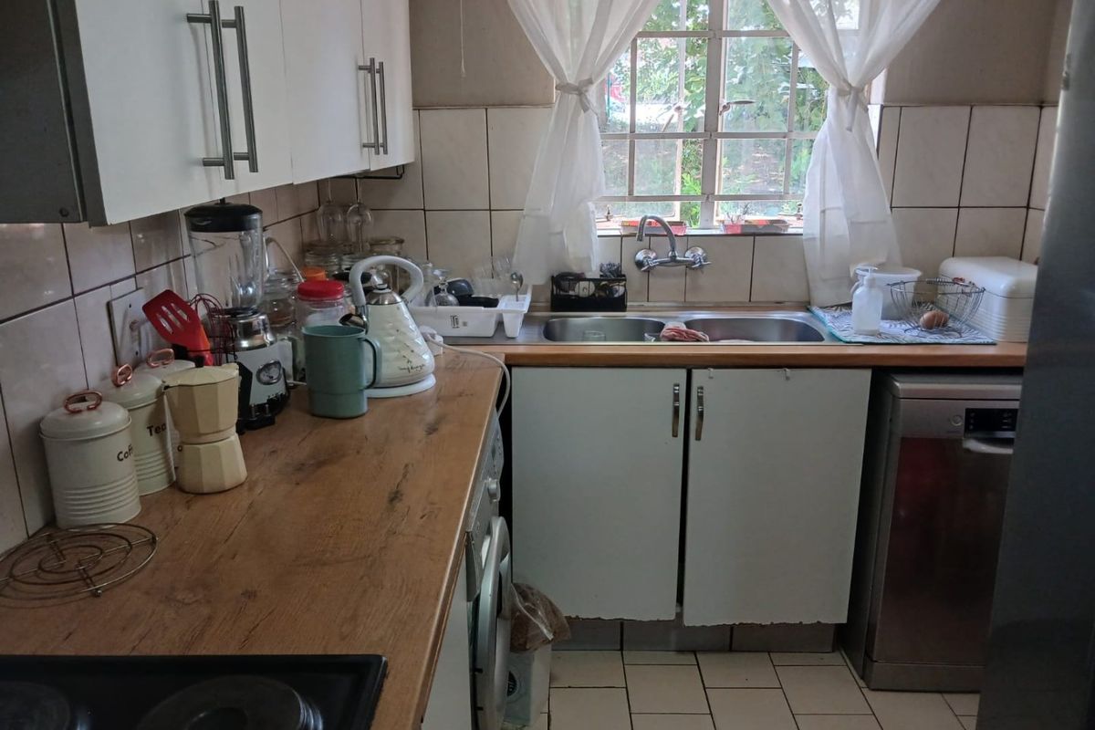 Stunning Ground floor Two Bedroom Apartment - Photo 5