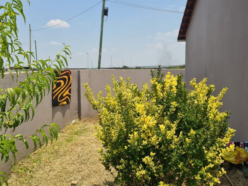 Two bedroom for sale at savanna city - Photo 7