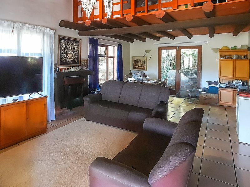 A Gentle Slice of Gonubie Life — With Income Potential by the River - Photo 7