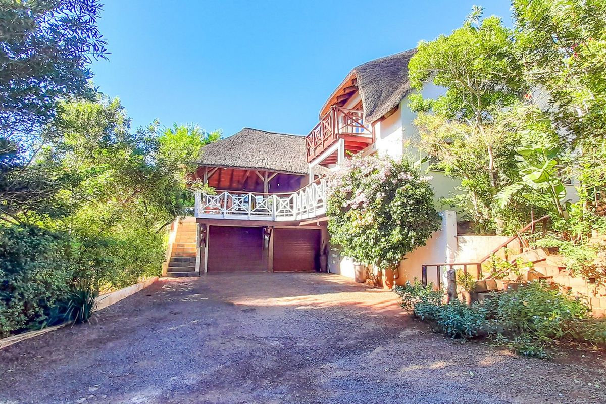 A Gentle Slice of Gonubie Life — With Income Potential by the River - Photo 2