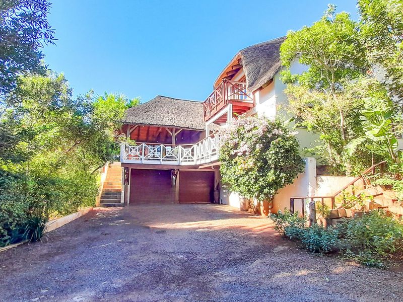 A Gentle Slice of Gonubie Life — With Income Potential by the River - Photo 2