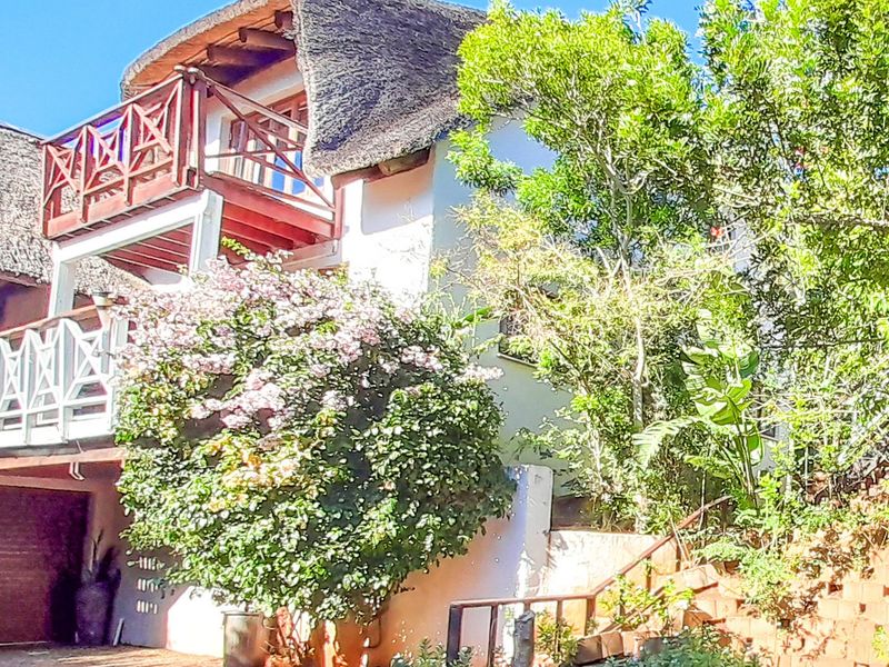 A Gentle Slice of Gonubie Life — With Income Potential by the River - Photo 3