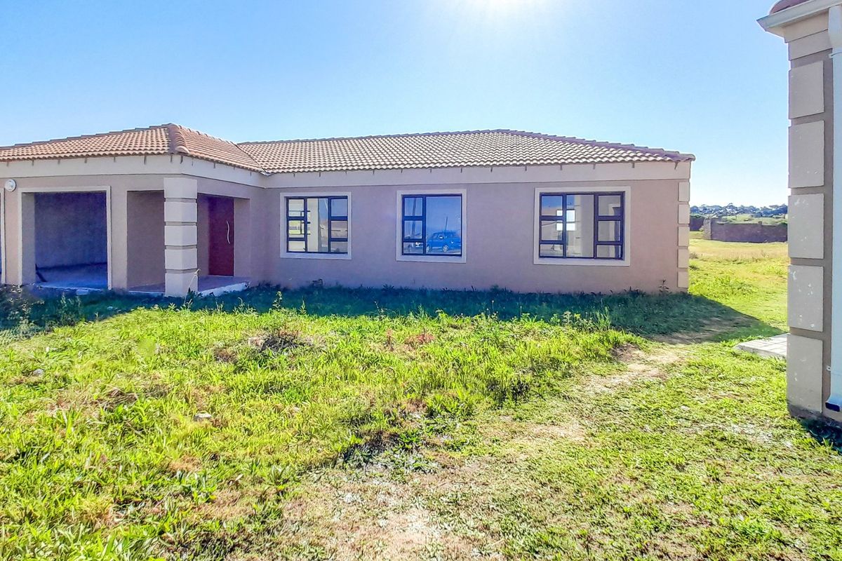 Tuscan Echoes In A Popular Gonubie Gated Estate – A Blank Canvas Awaits With Discounts And A Newly Tarred Road.  - Photo 2