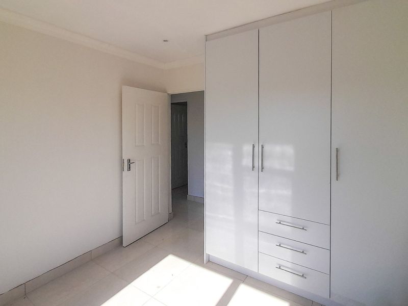 Tuscan Echoes In A Popular Gonubie Gated Estate – A Blank Canvas Awaits With Discounts And A Newly Tarred Road.  - Photo 9