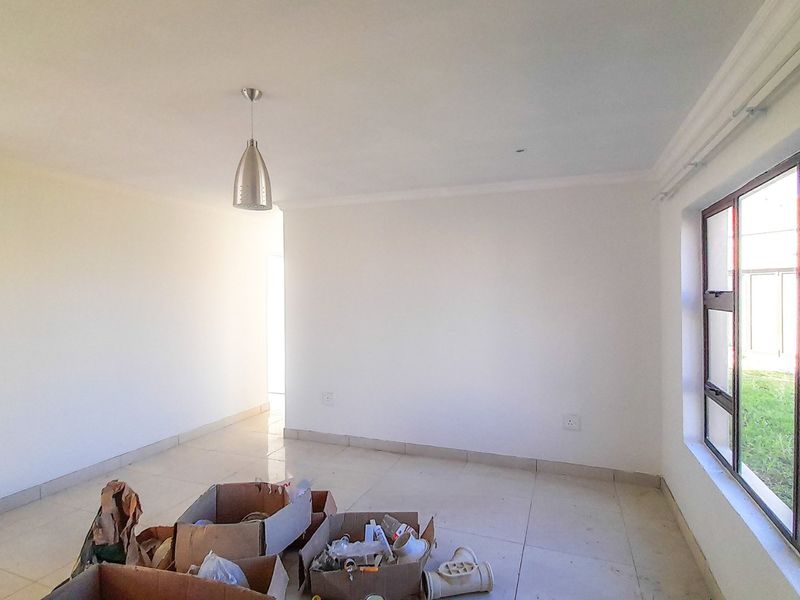 Tuscan Echoes In A Popular Gonubie Gated Estate – A Blank Canvas Awaits With Discounts And A Newly Tarred Road.  - Photo 7