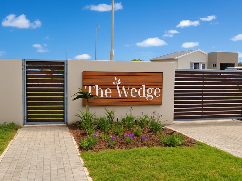R 850 000 - R 1 200 000 | NEW PHASE RELEASED: Your New Home in Gonubie's Secure, Full-Title Development! - Photo 1