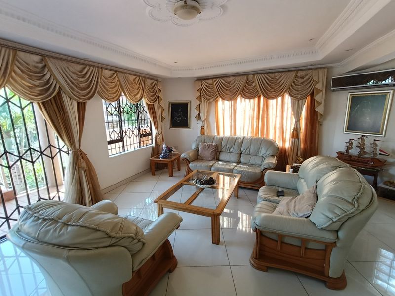To Rent in Umhlanga, freestanding, furnished 4 bedroom pet friendly home with DQ and flat. - Photo 5